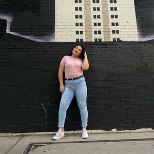 Meet your Posher, Fatima